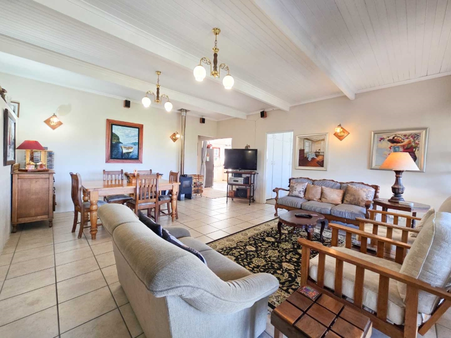 4 Bedroom Property for Sale in Stilbaai Oos Western Cape